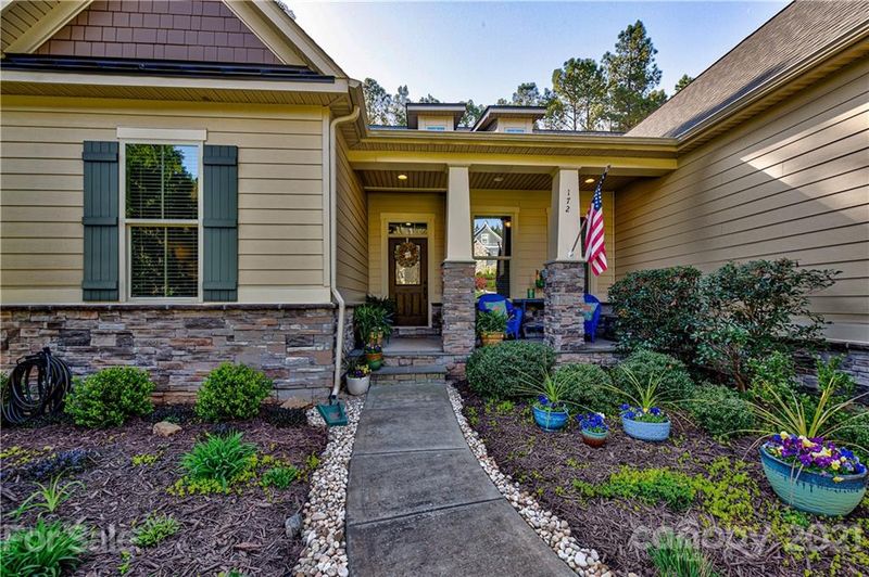 172 Streamwood Rd, Troutman, NC 28166