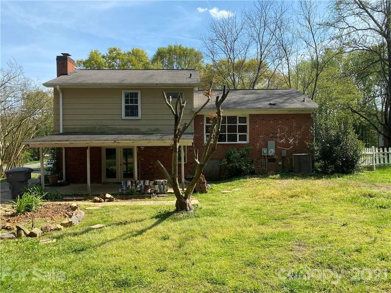 7529 Marlbrook Dr, Charlotte, NC 28212