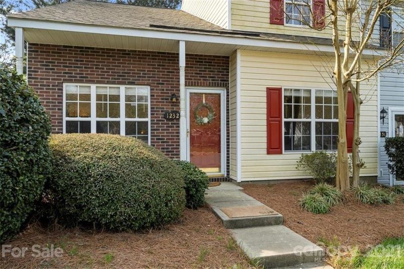 12327 Bluestem Ln, Charlotte, NC 28277