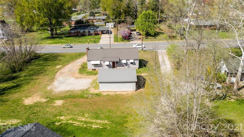2605 2nd Ave NW, Hickory, NC 28601