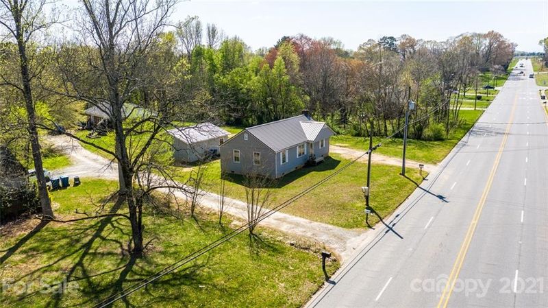 2605 2nd Ave NW, Hickory, NC 28601