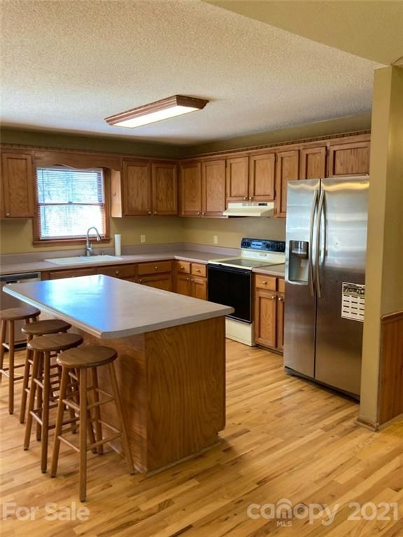 1091 S Beersheba Rd, Clover, SC 29710