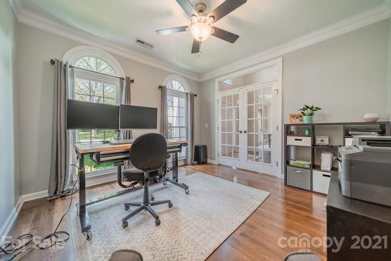 6424 Morningsong Ln, Charlotte, NC 28269