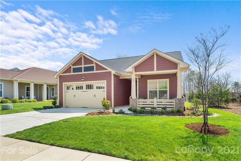 701 Tallulah Falls Dr, Denver, NC 28037