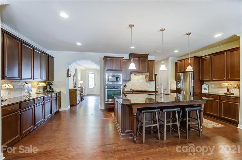 291 Treetops Dr, Stanley, NC 28164