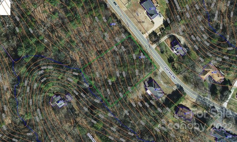 455 21st Ave NW, Hickory, NC 28601