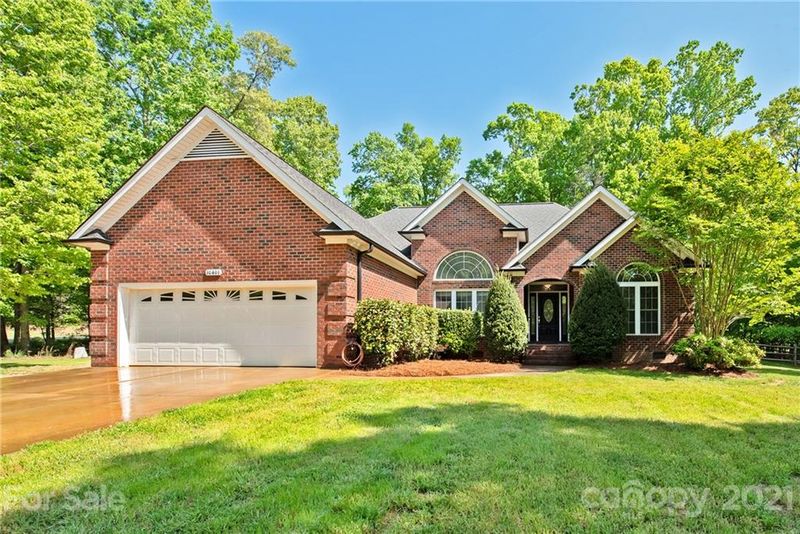 10401 Mt Olive Estates Dr, Mount Pleasant, NC 28124