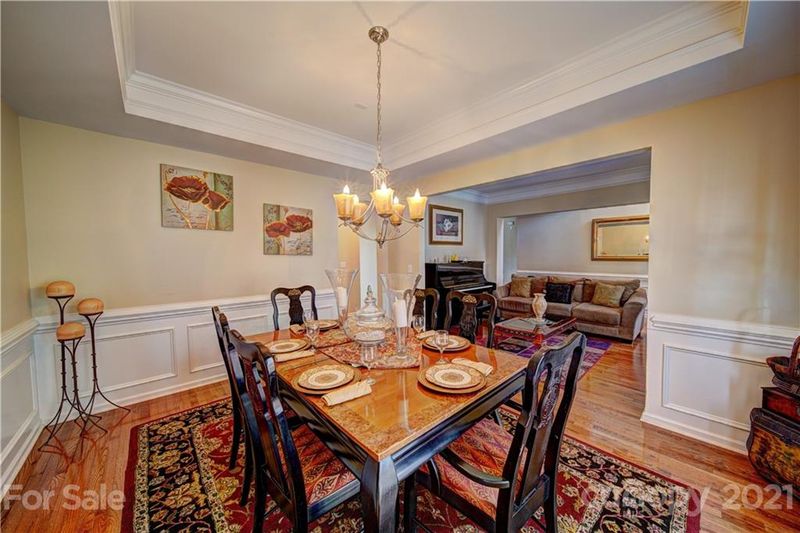 2205 Baggins Ln, Charlotte, NC 28269