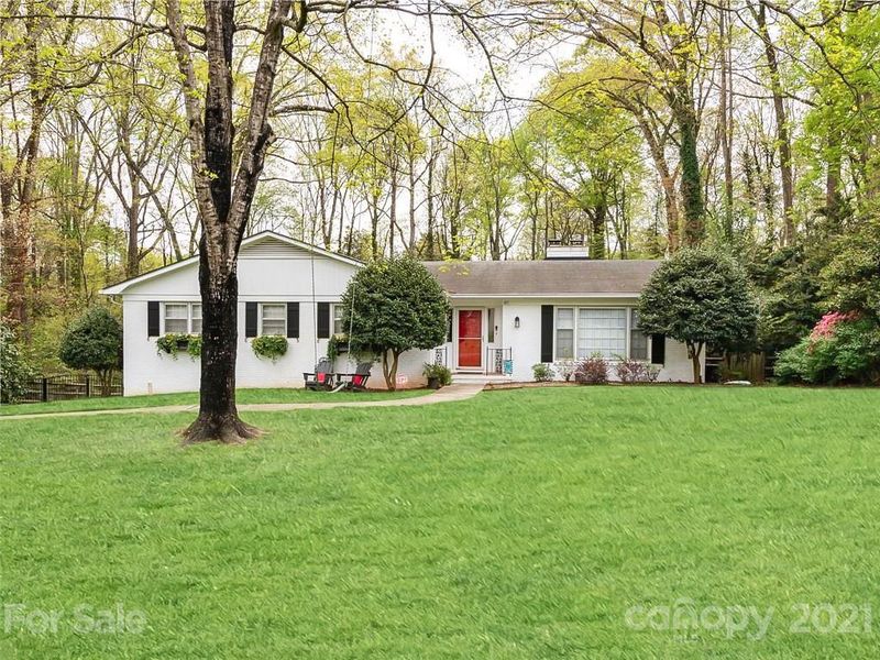 417 Hillandale Dr, Charlotte, NC 28270