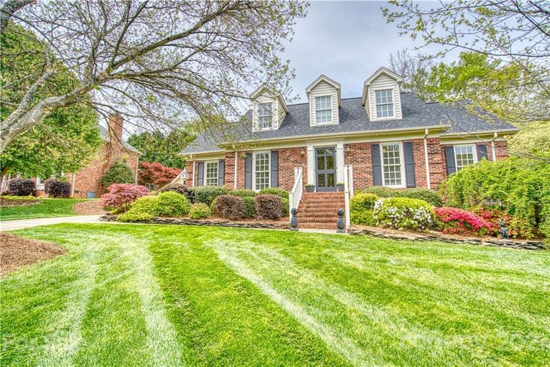 202 Southfork Dr, Belmont, NC 28012