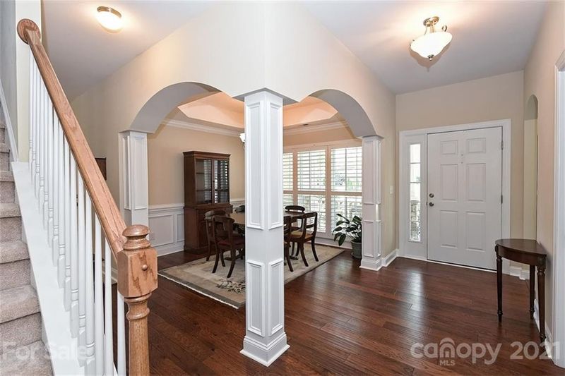1236 Saint Johns Ave, Matthews, NC 28104