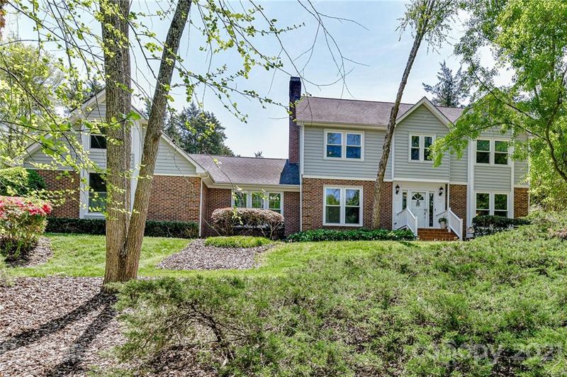 5503 Five Knolls Dr, Charlotte, NC 28226