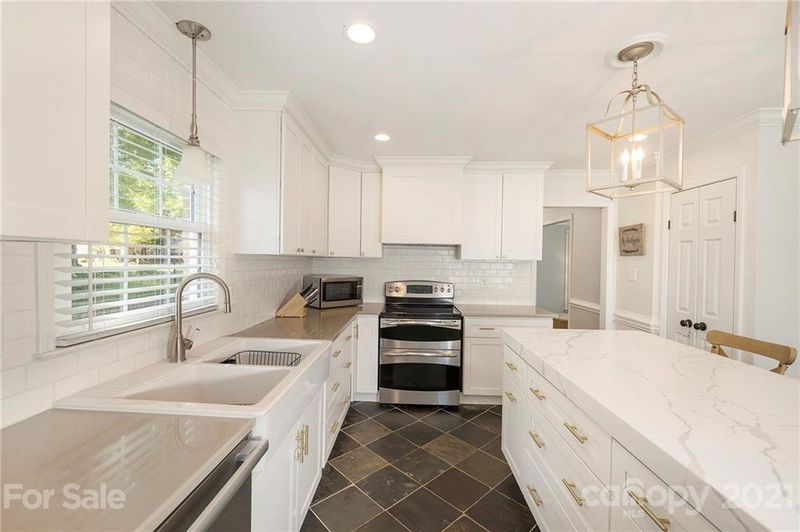3133 Goneaway Rd, Charlotte, NC 28210