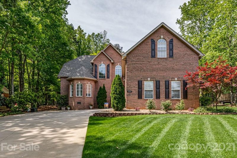 4367 Lake Shore Rd N, Denver, NC 28037