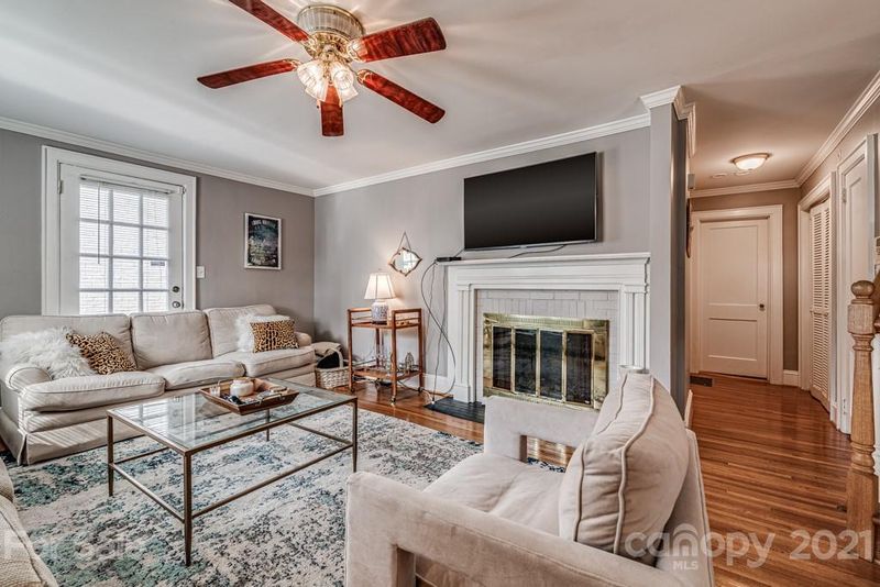 2028 Scott Ave, Charlotte, NC 28203