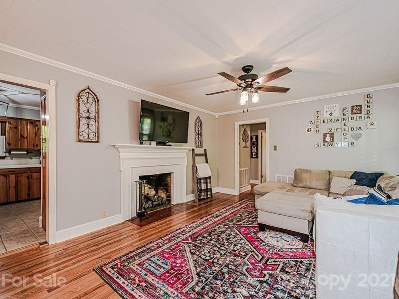 579 Lakenglen Rd, Chester, SC 29706