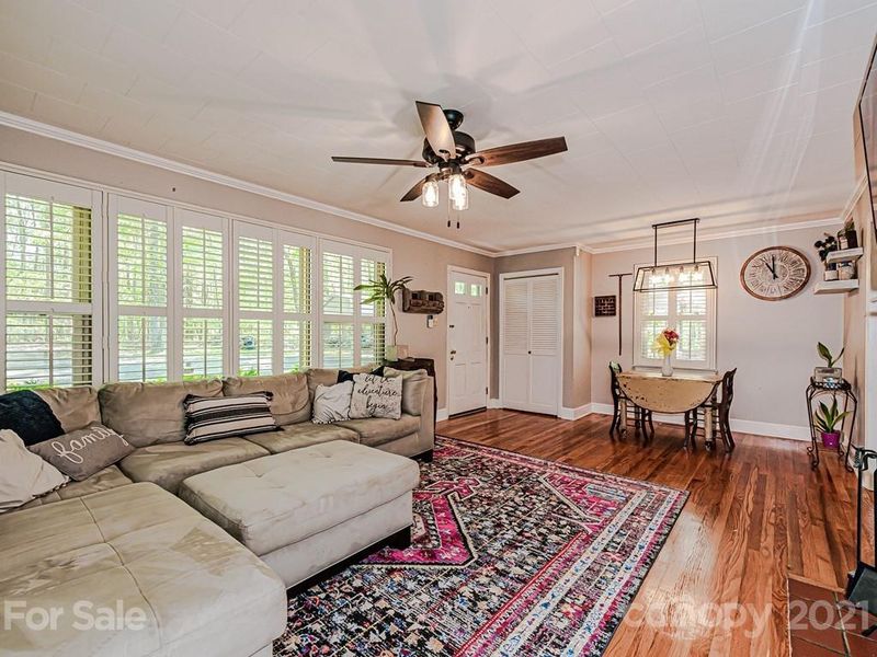 579 Lakenglen Rd, Chester, SC 29706
