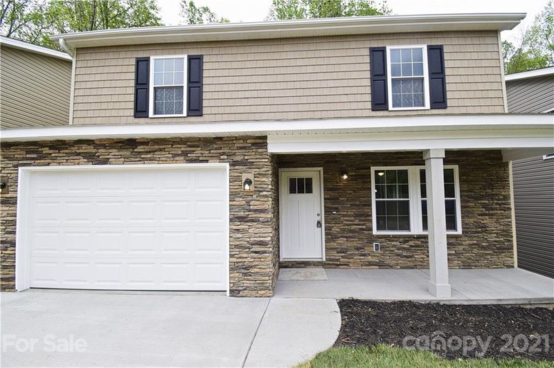 1328 26th Ave NE, Hickory, NC 28601