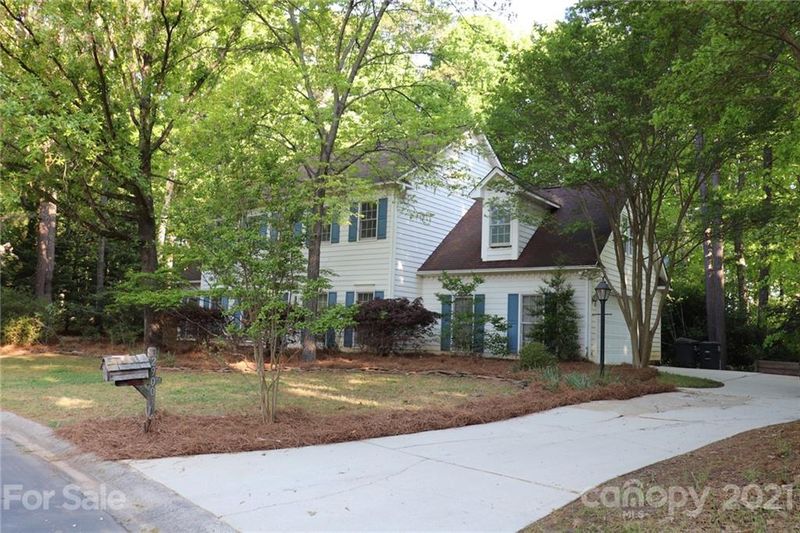 29003 Windjammer Dr, Tega Cay, SC 29708