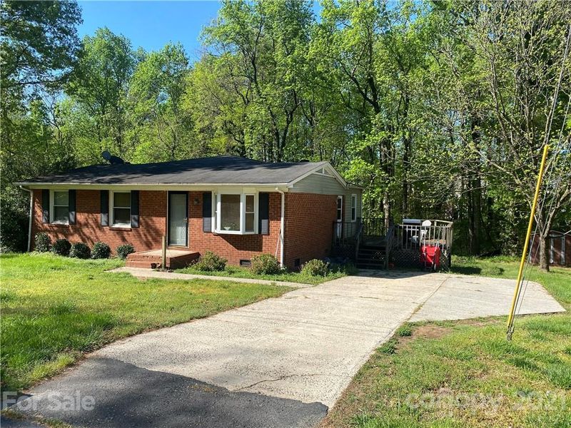 3973 Maderia Dr, Concord, NC 28027