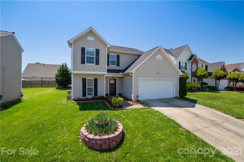 506 Elsberry Ln, Charlotte, NC 28213