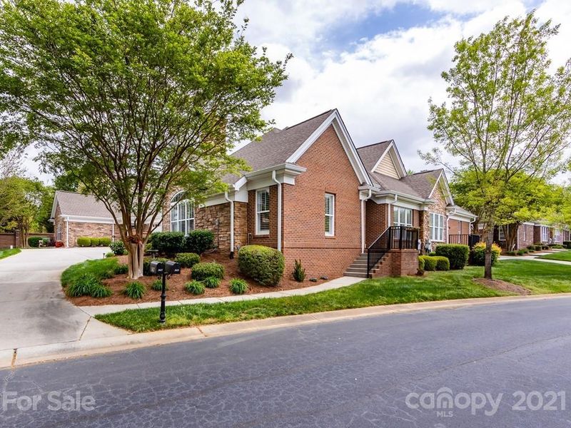 2623 Bella Sera Way, Matthews, NC 28105