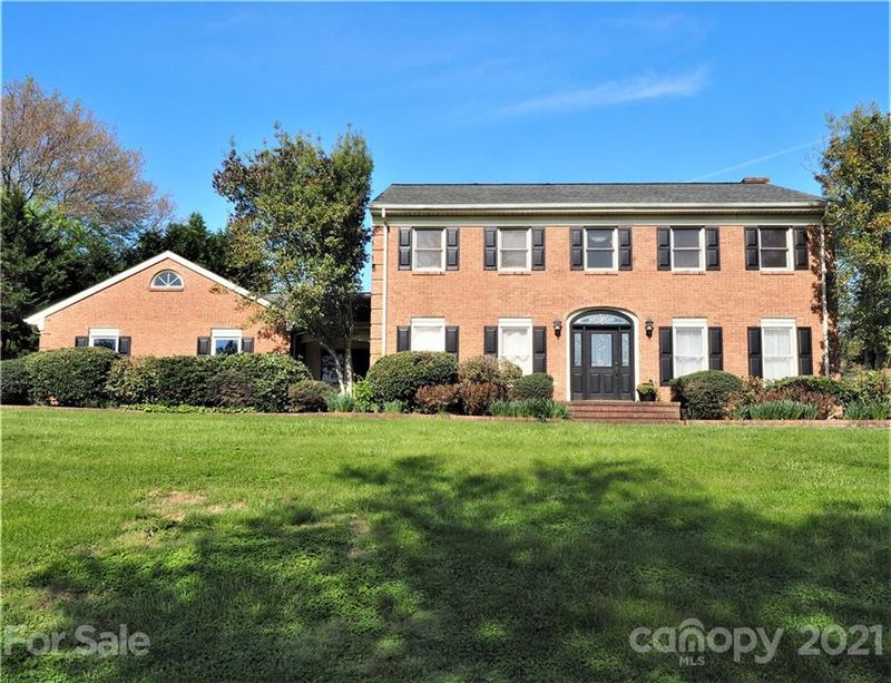 3455 4th Street Blvd NW, Hickory, NC 28601