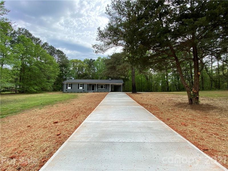 3069 University Dr, Lancaster, SC 29720