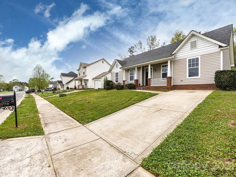 2028 Sebastiani Dr, Charlotte, NC 28214