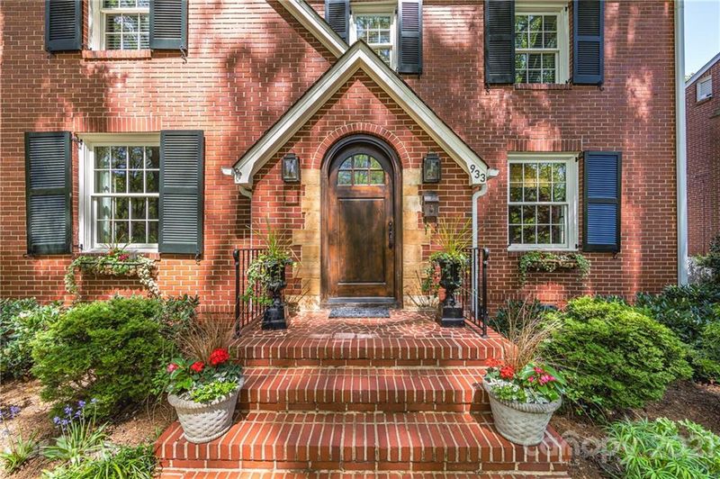 933 Romany Rd, Charlotte, NC 28203