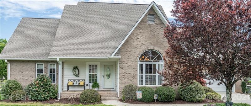 1124 Windsor Dr S, Kannapolis, NC 28081