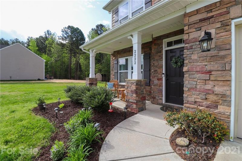 2222 Laurens Dr, Concord, NC 28027