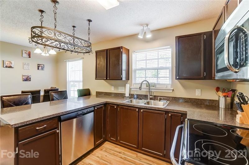4802 Aldersbrook Dr, Monroe, NC 28110