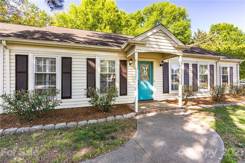 7440 Crowflock Ct, Charlotte, NC 28226