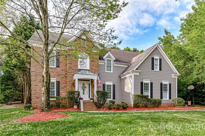 4711 Heatherton Pl, Charlotte, NC 28270