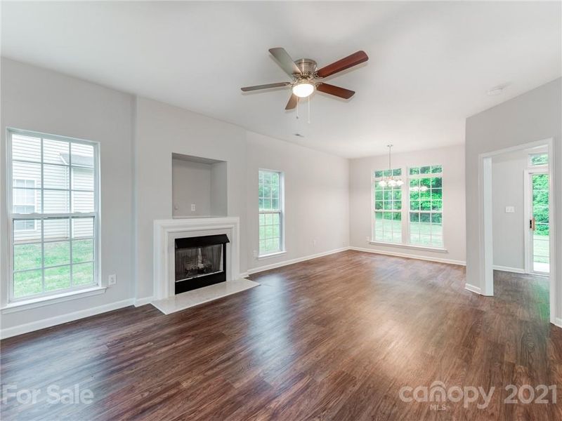 5616 Timbertop Ln, Charlotte, NC 28215
