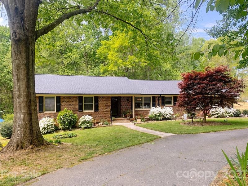 134 Pinecroft Ct, Troutman, NC 28166