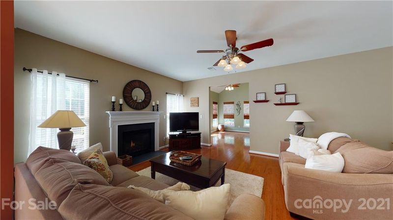 1041 Canopy Dr, Indian Trail, NC 28079