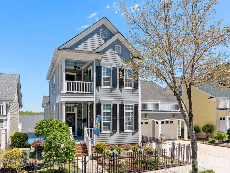 111 Caldwell Ln, Davidson, NC 28036