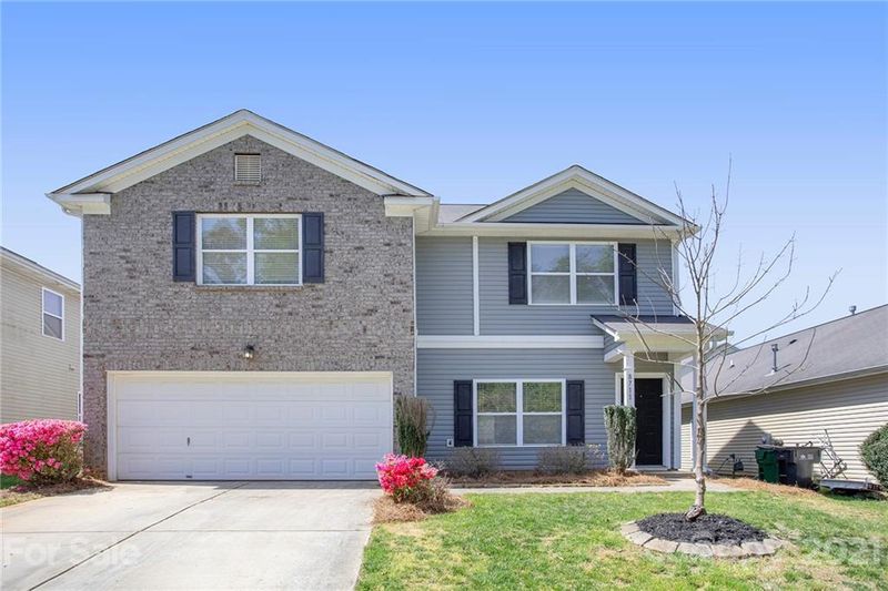 8711 Earthenware Dr, Charlotte, NC 28269