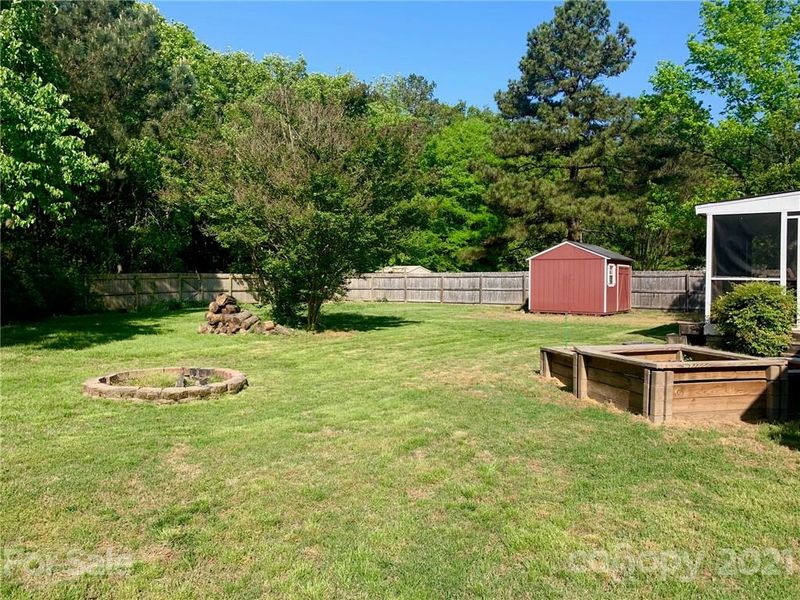 15100 Catawba Cir S, Matthews, NC 28104