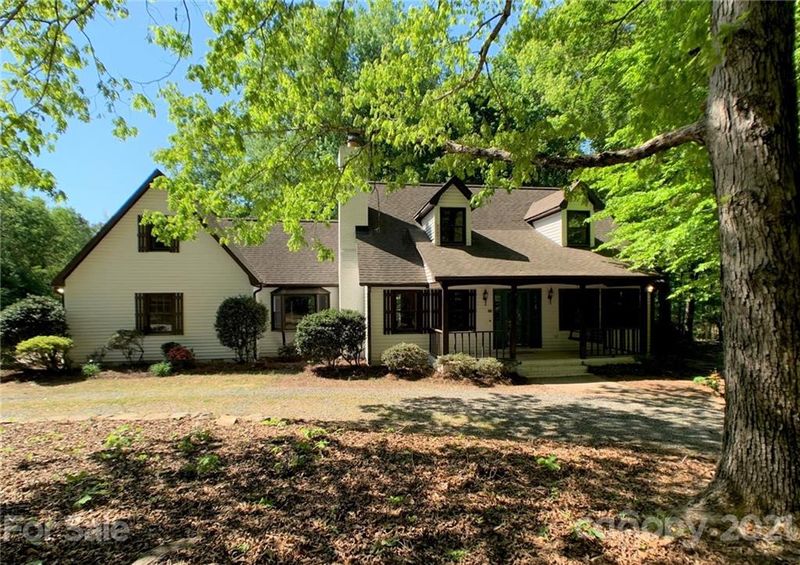 308 Nelson Rd, Matthews, NC 28104