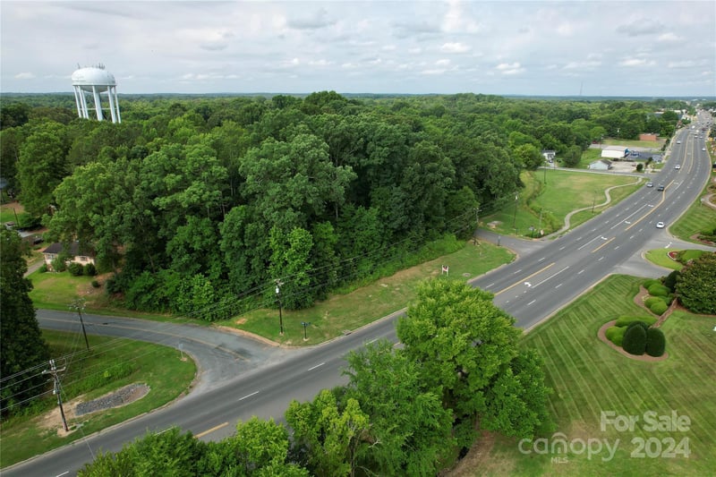 000 Hwy 74 Hw, Wingate, NC 28174