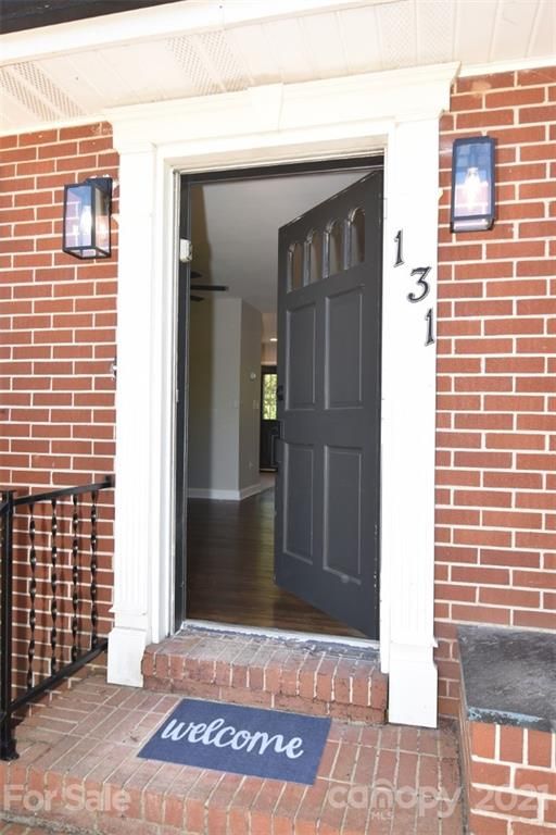 131 33rd Ave NW, Hickory, NC 28601