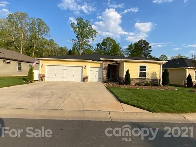 5058 Looking Glass Trl, Denver, NC 28037