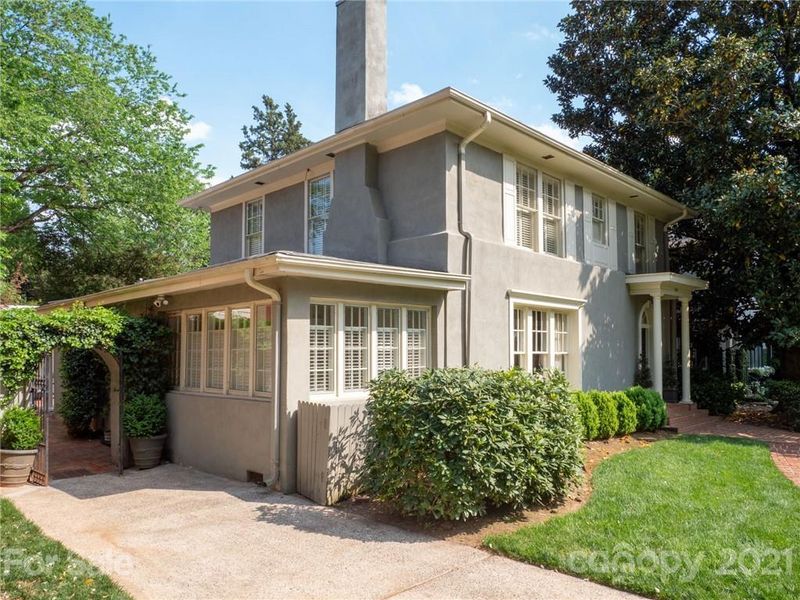2001 Dilworth Rd W, Charlotte, NC 28203