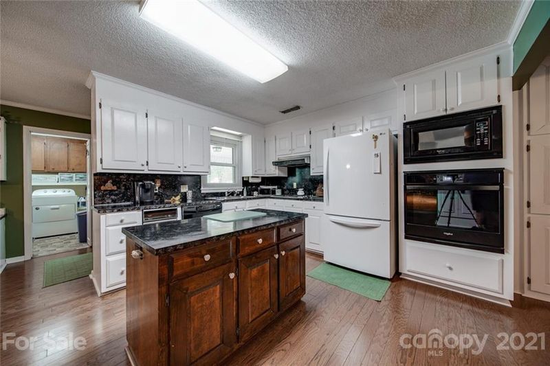 1001 Oklahoma St, Kannapolis, NC 28083
