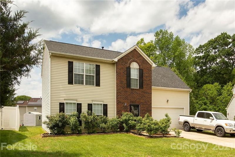2512 Lassen Bay Pl, Charlotte, NC 28215
