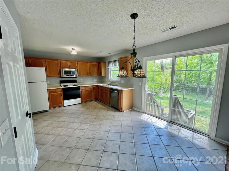 2463 Saguaro Ln, Kannapolis, NC 28083