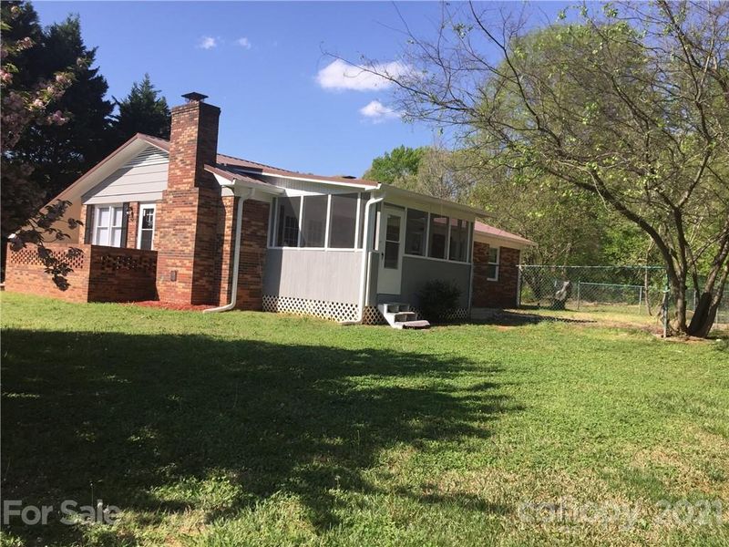259 Suncrest Rd, Cherryville, NC 28021